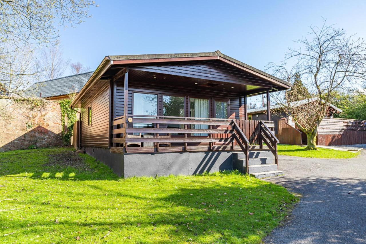 Bluebell Lodge 7 With Hot Tub Newton Stewart Exteriör bild