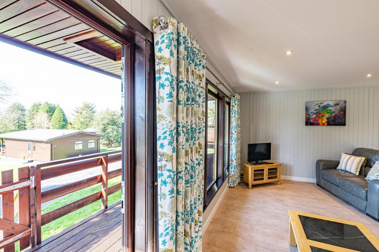 Bluebell Lodge 7 With Hot Tub Newton Stewart Exteriör bild