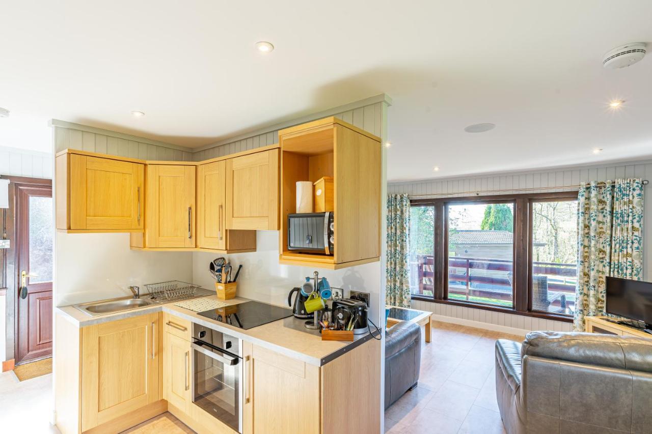 Bluebell Lodge 7 With Hot Tub Newton Stewart Exteriör bild