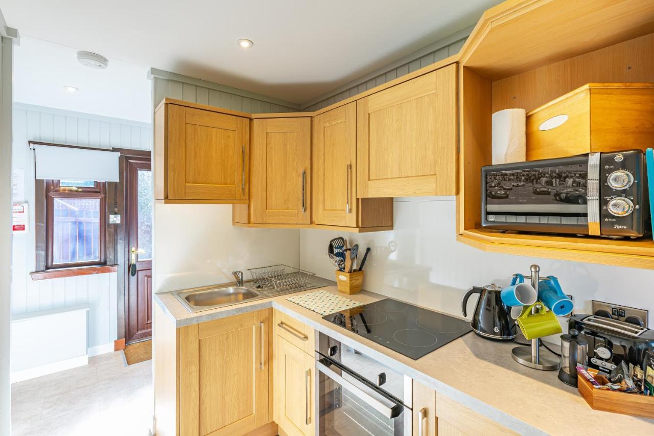 Bluebell Lodge 7 With Hot Tub Newton Stewart Exteriör bild